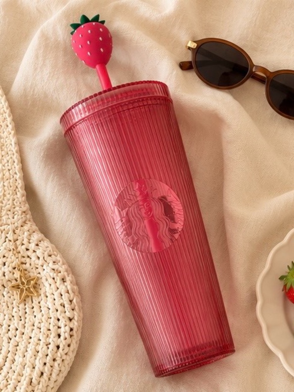 Starbucks Pink Ribbed Tumbler with Strawberry Straw NWT 🍓